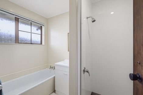 Photo of property in 15a Te Maku Grove, Waikanae, 5036