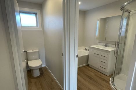 Photo of property in 2/23 Withells Road, Avonhead, Christchurch, 8042