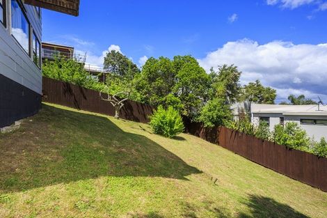 Photo of property in 2/38 Birkdale Road, Birkdale, Auckland, 0626