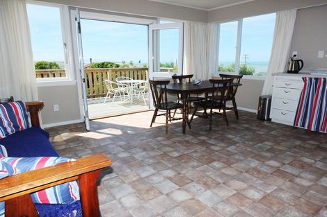 Photo of property in 24 Magdala Street, Kakanui, Oamaru, 9495