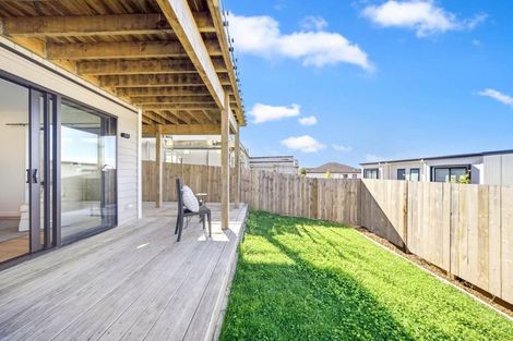 Photo of property in 57 Matangi View Drive, Orewa, 0931