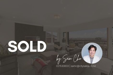 Photo of property in 29 Te Atatu Road, Te Atatu South, Auckland, 0610