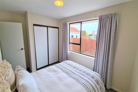 Photo of property in 1/39 Solomon Avenue, Redwood, Christchurch, 8051