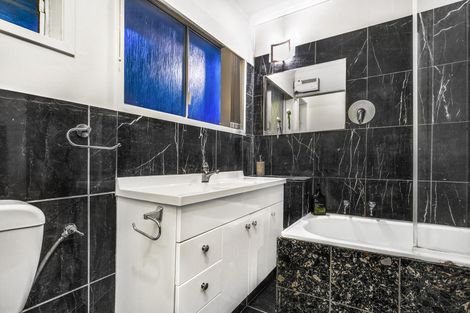 Photo of property in 25 Ferndale Road, Mount Wellington, Auckland, 1060