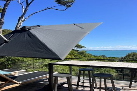 Photo of property in 14 Okoka Road, Omiha, Waiheke Island, 1081