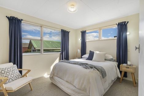 Photo of property in 11a Tobin Place, Richmond Heights, Taupo, 3330