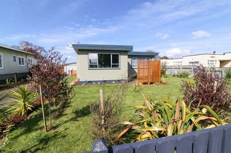 Photo of property in 42 Thyra Street, Dannevirke, 4930