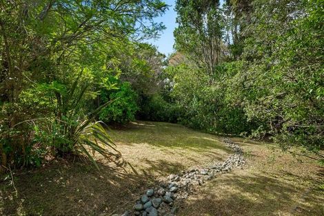 Photo of property in 4a Pounamu Avenue, Greenhithe, Auckland, 0632