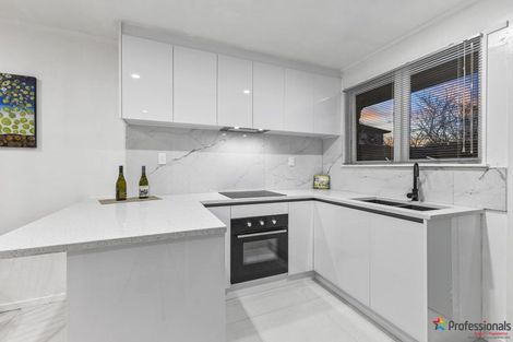 Photo of property in 1/13a Vine Street, Mangere East, Auckland, 2024