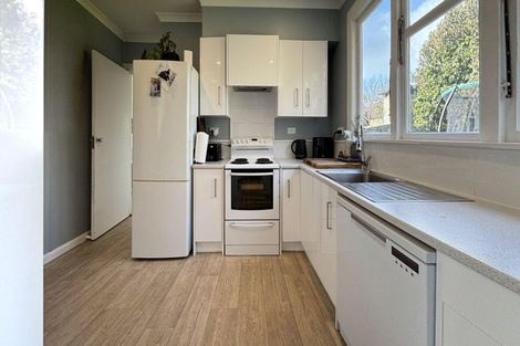 Photo of property in 67 Marine Parade, Paraparaumu Beach, Paraparaumu, 5032