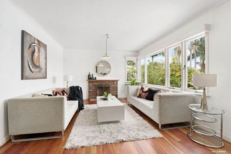 Photo of property in 24 Alexander Avenue, Torbay, Auckland, 0630