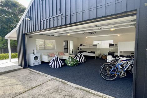 Photo of property in 102 Karaka Place, Matarangi, Whitianga, 3592