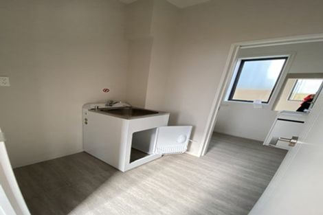 Photo of property in 30 Toanui Road, Hobsonville, Auckland, 0616