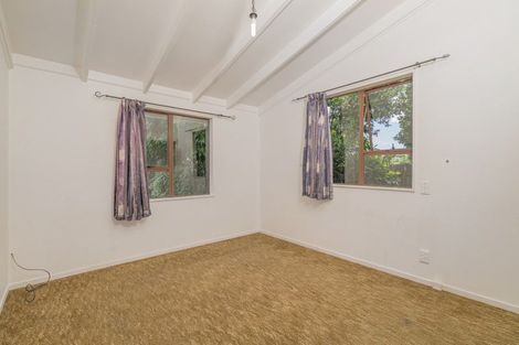 Photo of property in 20 Annette Place, Whitianga, 3510