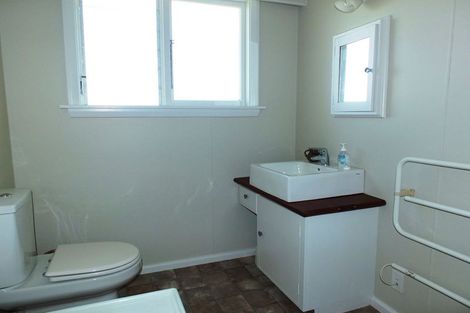 Photo of property in 24 Magdala Street, Kakanui, Oamaru, 9495