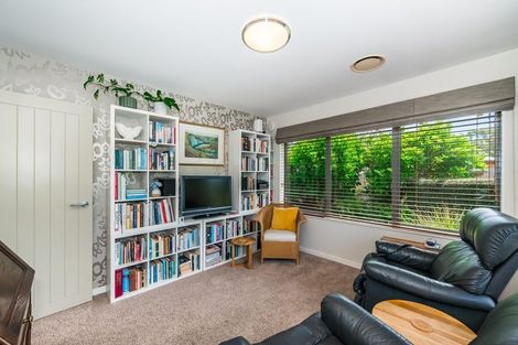 Photo of property in 4 Ferndale Drive, Waikanae, 5036