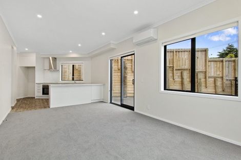 Photo of property in 1e Pembroke Street, Tawa, Wellington, 5028