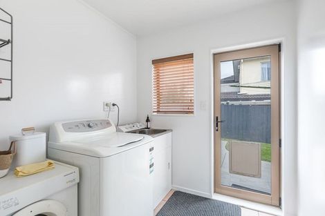 Photo of property in 13 Kahala Place, West Harbour, Auckland, 0618