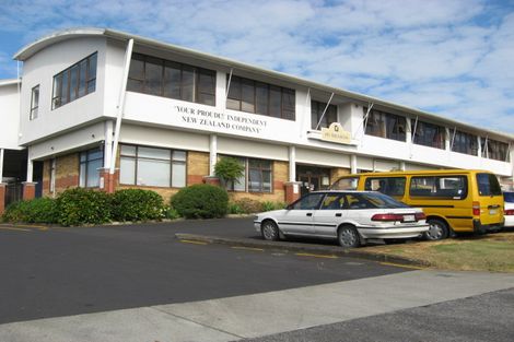 Photo of property in 4 Kiwi Esplanade, Mangere Bridge, Auckland, 2022