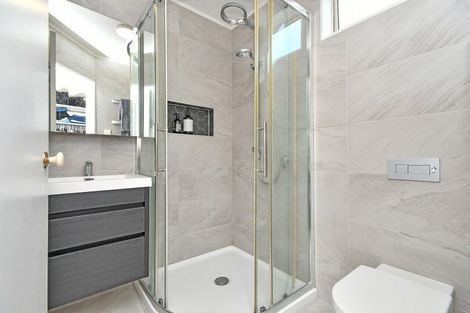 Photo of property in 12 Ilex Place, Totara Heights, Auckland, 2105