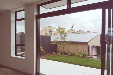 Photo of property in 254 Hobsonville Point Road, Hobsonville, Auckland, 0616