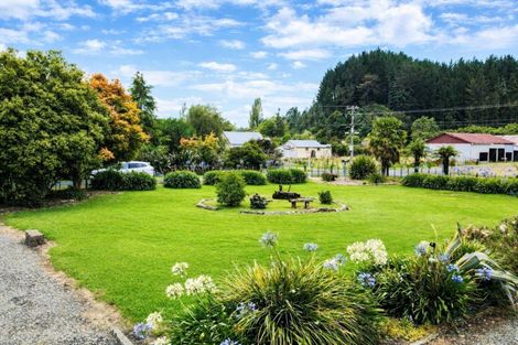 Photo of property in 28 Huia Street, Ohura, 3926