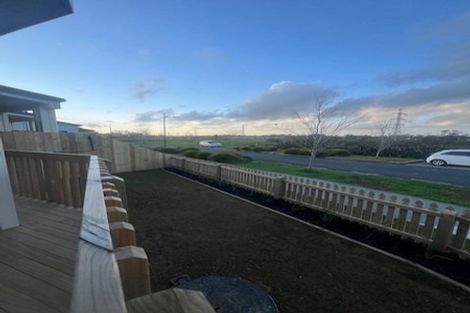 Photo of property in 38 Ahunga Road, Karaka, Papakura, 2113