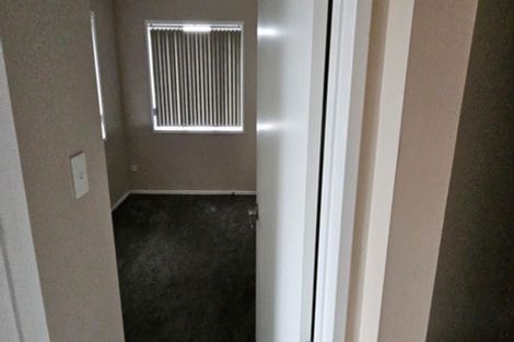 Photo of property in 92c Cargill Street, Papakura, 2110