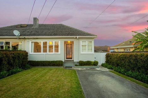Photo of property in 70a Alverston Street, Waterview, Auckland, 1026