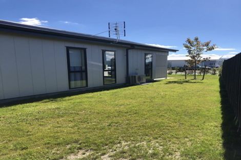 Photo of property in 4 Rahui Street, Strathmore Park, Wellington, 6022