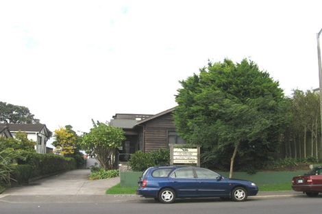 Photo of property in 106a Mokoia Road, Birkenhead, Auckland, 0626