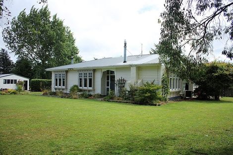 Photo of property in 260 Jacks Hill Road, Te Houka, Balclutha, 9273