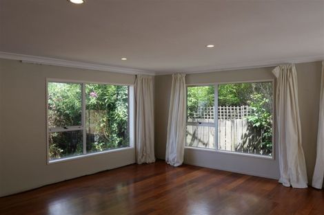 Photo of property in 42 Carlton Road, Pukekohe, 2120