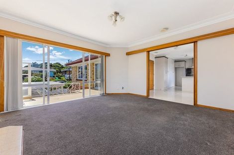 Photo of property in 61 Halver Road, Hillpark, Auckland, 2102