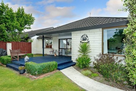 Photo of property in 42b Medina Crescent, Parklands, Christchurch, 8083