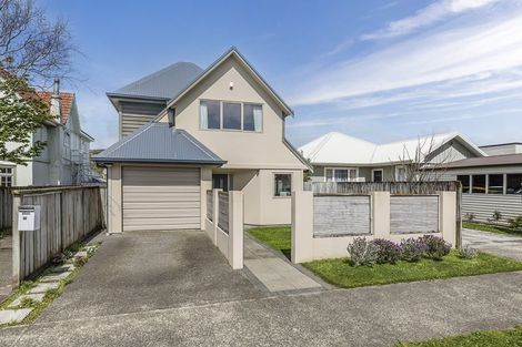 Photo of property in 12 Cambridge Street, Tawa, Wellington, 5028