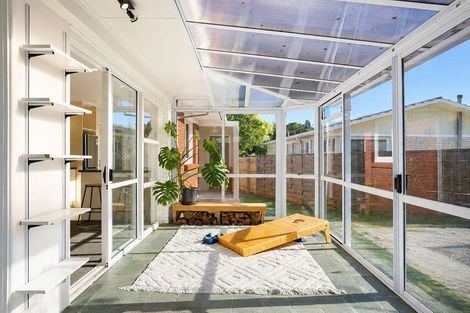 Photo of property in 1 Thorpe Street, Fairview Downs, Hamilton, 3214