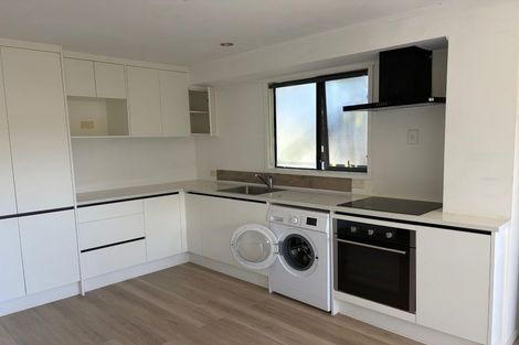 Photo of property in 1/13a Kitewao Street, Northcote, Auckland, 0627