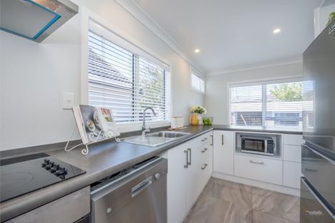 Photo of property in 20a Plunket Avenue, Papatoetoe, Auckland, 2104