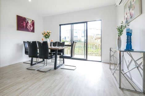 Photo of property in 39b Crestview Rise, Papakura, 2110