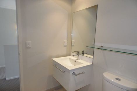 Photo of property in 11 Vincent Lane, Hobsonville, Auckland, 0616