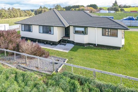 Photo of property in 15 Rangitatau Road West, Pakaraka, Wanganui, 4574