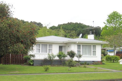 Photo of property in 4 Seddon Crescent, Whataupoko, Gisborne, 4010