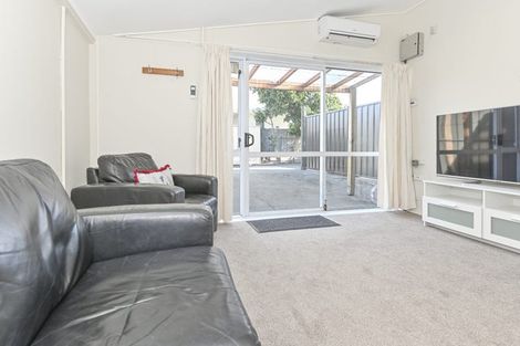 Photo of property in 1001a Beatty Street, Mayfair, Hastings, 4122