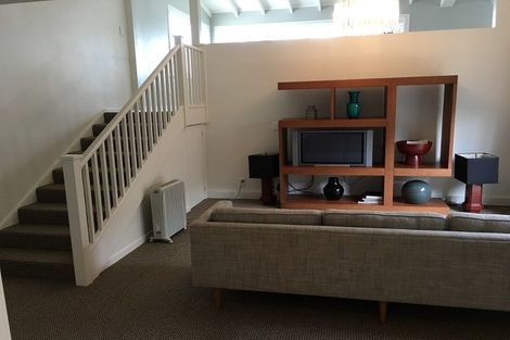 Photo of property in 30 Lake View Road, Takapuna, Auckland, 0622