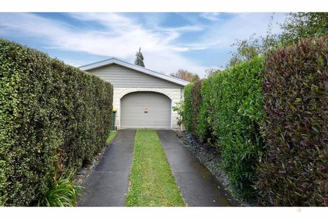 Photo of property in 20 Timaru Road, Waimate, 7924