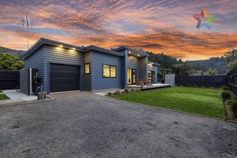 Photo of property in 428a Stokes Valley Road, Stokes Valley, Lower Hutt, 5019