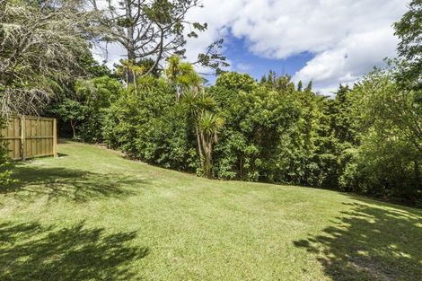 Photo of property in 3a Park Rise, Campbells Bay, Auckland, 0630