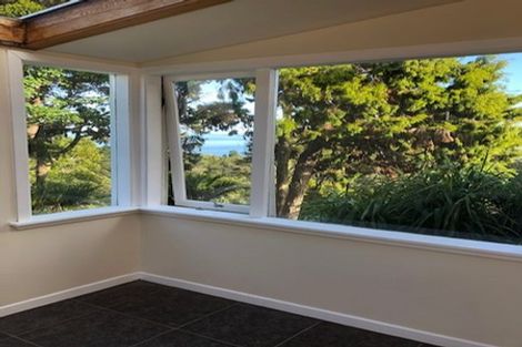Photo of property in 7 Tinopai Road, Titirangi, Auckland, 0604