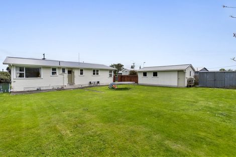 Photo of property in 17 Grey Street, Normanby, Hawera, 4614